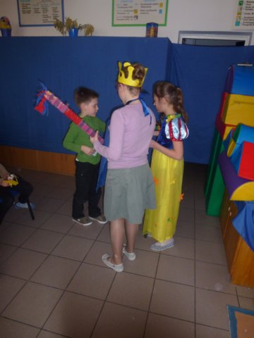 pasowanienaczytelnikaklasa1b45.jpg