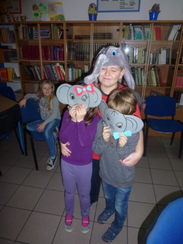 znaukiteatremzapanbratzajciarozwijajce38.jpg
