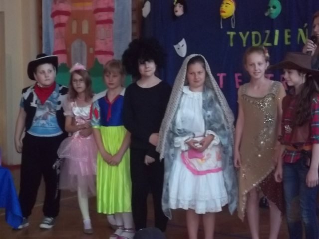 tydziezteatrem2014012.jpg