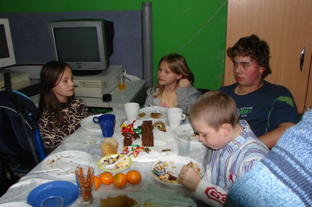 wigilia2009wwietlicyoumiechdziecka2.jpg